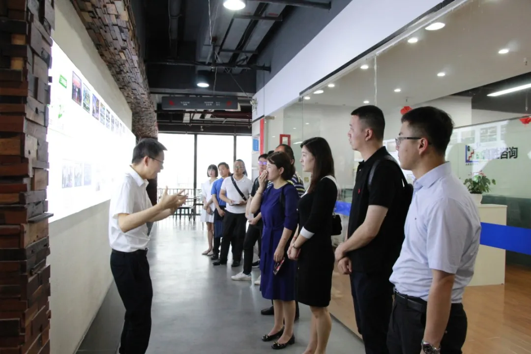 加快融入新发展格局，热烈欢迎成都市人民政府驻广州投资促进中心一行莅临精工智能！